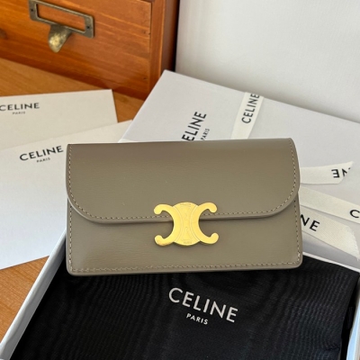 CELINE トリオンフ フラップウォレット カーフレザー レディース 13×8×1cm