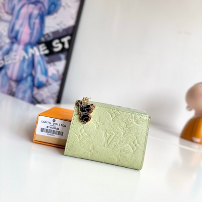 LOUIS VUITTON リサ ウォレット モノグラム アンプラント レザー レディース 11.5×9×1.5cm