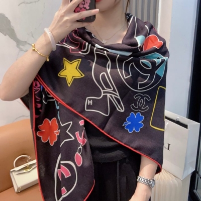 シャネル 140×140シルクベロアスカーフ 140x140cm