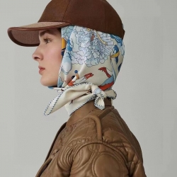 エルメス 雲間万象スカーフ 90x90