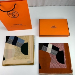 エルメス 25年春夏135cmシルクベロアスカーフ 135 x 135cm