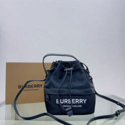 バーバリー バケツバッグ 18×19.5×cm