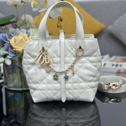 ディオール ハンドバッグ トゥジュール 18.5×18.5×12cm