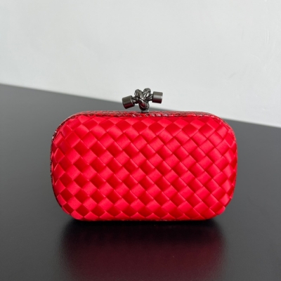 BOTTEGA VENETA ノット シルク編み スネークスキン クラッチ レディース 16×10×5cm