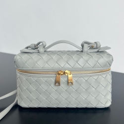 BV ショルダーバッグ レザー ポーチ 化粧ポーチ 22×12.5×5cm