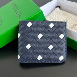 BOTTEGA VENETA イントレチャート 二つ折り財布 ピッコロ ユニセックス 9.5×11×0.5cm