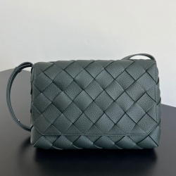 BOTTEGA VENETA ディアゴ レザーショルダー ラージ ユニセックス 32×21.5×5cm