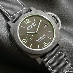 PANERAI PAM01118 VS新作 ルミノール 70周年限定モデル 最高級