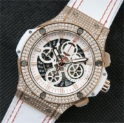 HUBLOT アエロバン Asian 7750搭載 28800振動 自動巻き