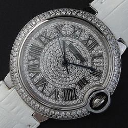CARTIER バロンブルー 全面ダイヤモンド ローマ数字 レディース新作