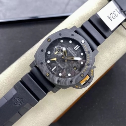 PANERAI PAM01324 サブマーシブル GMT カーボテック レプリカ専門店