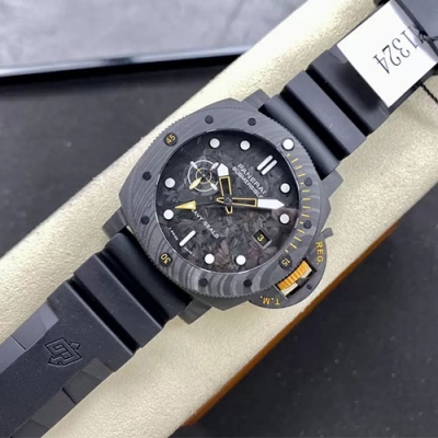 PANERAI PAM01324 サブマーシブル GMT カーボテック レプリカ専門店