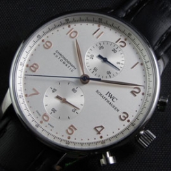 IWC ポルトギーゼ クロノグラフ ASAIN 7750 搭載