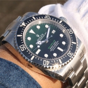 ROLEX シードゥエラー 44mm グリーン 2836搭載