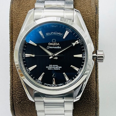 OMEGA 231.10.42.22.01.001 シーマスター アクアテラ デイデイト 41.5mm ブラック