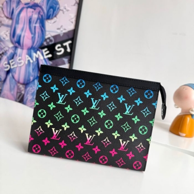 LOUIS VUITTON ポシェット ボヤージュ モノグラム グラデーション メンズ 26×20×5cm