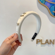 シャネル スタイル ヘアバンド レター