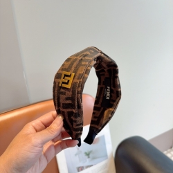 フェンディ スタイル ヘアバンド ダブルF