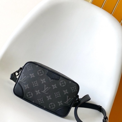 LOUIS VUITTON トロカデロ ミニ モノグラム キャンバス ショルダーバッグ メンズ 20×13×6.5cm
