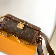 LV ショルダーバッグ ハンドバッグ パピヨントランク 19×9×9cm