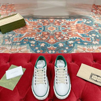 【GUCCI】テニス1977スニーカーメンズレディース