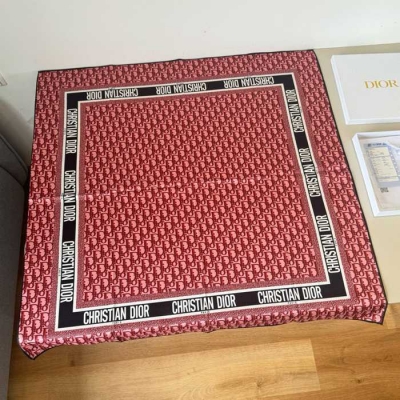 ディオール クラシックプリントスカーフ 90x90cm