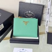 PRADA 二つ折り財布 サフィアーノレザー メンズ 10×9×2cm