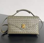 BV ショルダーバッグ レザー ハンドバッグ ノットロック 25×16×5.5cm