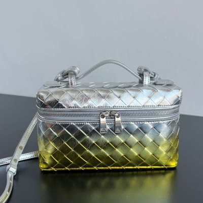 BV ショルダーバッグ レザー ポーチ 化粧ポーチ 22×12.5×5cm