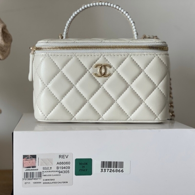 シャネル ポーチ 9.5×17×7.8cm