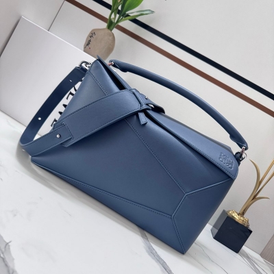 LOEWE パズル グレインレザー メンズ 33×21.5×14.7cm