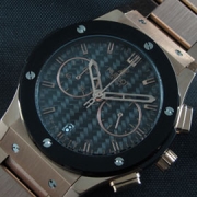 HUBLOT クラシックフュージョン クォーツ搭載 2年無料保証