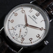 IWC ポルトフィーノ ASAIN 21600振動 自動巻き スーパーコピー