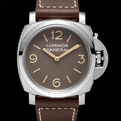 PANERAI PAM663 HW工場 ルミノール1950 3デイズ アッチャイオ 47mm P.3000搭載 人気新品