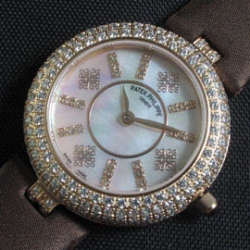 PATEK PHILIPPE クォーツ搭載 レディース高級時計