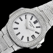 PATEK PHILIPPE 5711 Cal.324搭載 ノーチラス