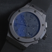 HUBLOT ビッグバン ブラッシュ仕上げ 短納期在庫