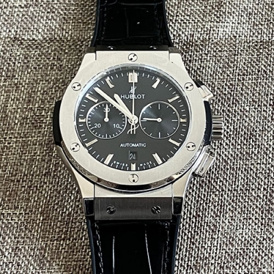 HUBLOT クラシックフュージョン クロノグラフ チタニウム 521.NX.1170.LR 2024人気