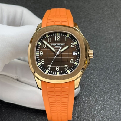 PATEK PHILIPPE 5167R-001 アクアノート Cal.324SC搭載