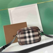 BURBERRY ショルダーバッグ グレーチェック メンズ 22.5×16×6cm