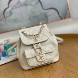 シャネル スタイル デュマ リュック サイズ：18×18×12cm