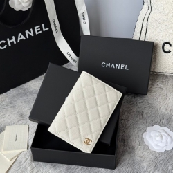 CHANEL パスポートケース カーフレザー ユニセックス 14.5×10.5×2cm