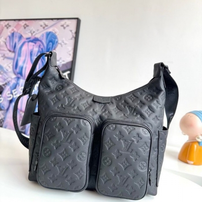 LOUIS VUITTON ホーボー カーゴ モノグラムシャドウ レザー メンズ 34.5×27×19.7cm