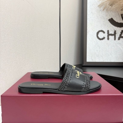 【DIOR】2026DWAYスリッポンレザーサンダルレディース