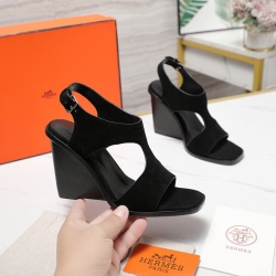 【HERMES】2026春夏新作ウェッジソールサンダルレディース