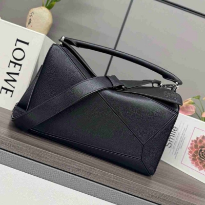 LOEWE パズル ラージ ディアスキン メンズ 32.5×23.5×14.5cm