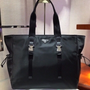 PRADA ショッピングバッグ リサイクルナイロン メンズ 40×34×16cm