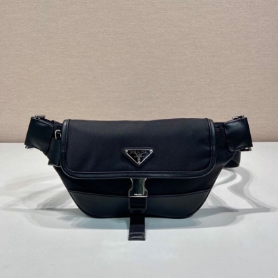 PRADA ウエストバッグ リサイクルナイロン メンズ 18×15×5cm