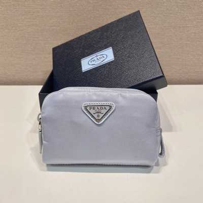 PRADA ジッピーウォレット サフィアーノレザー メンズ 19×12cm