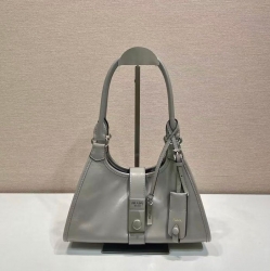 プラダ ハンドバッグ 26×18×12cm